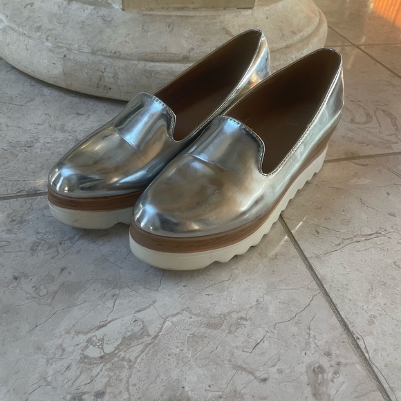 Viva metallic loader platforms; lightweight fits wide very nice! - Picture 2 of 5